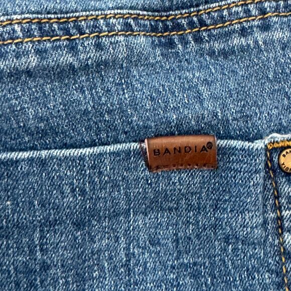 Bandia Cuffed Maternity Jean Shorts - Women's size 10 - Picture 4 of 4